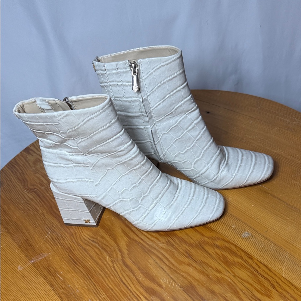 Sam Edelman Ivory Croc Embossed Leather Ankle Boots Square Toe Block Heel